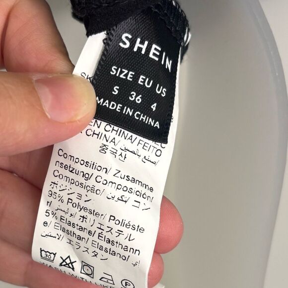 SHEIN Black and Cream Color Block Tank Top Size Small - Picture 4 of 6